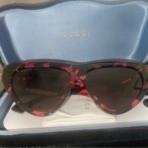Gucci Women's Red Tortoiseshell Cat-Eye Sunglasses with Dark Lenses